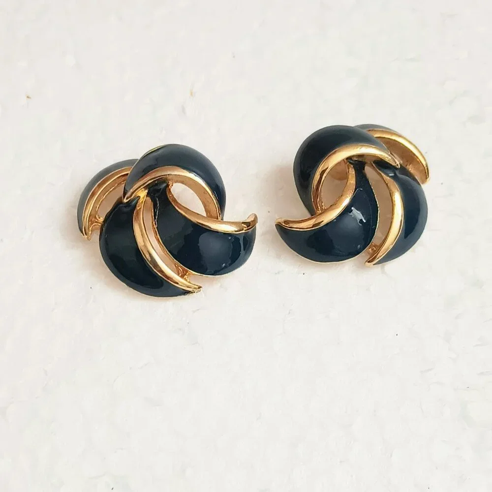 Blue Enamel Swirl Nautical Earrings Women's Gold Tone Vintage Post/Stud Jewelry